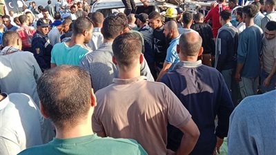 مصرع 4 وإصابة 12 أخرين جراء حادث تصادم أعلى الطريق الأوسطي |تفاصيل