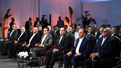 رئيس الوزاء يفتتح عدد من المصانع المطورة بشركة النصر للكيماويات الدوائية