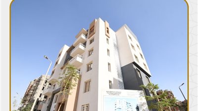 وزير الإسكان يتفقد أعمال تنفيذ وحدات 