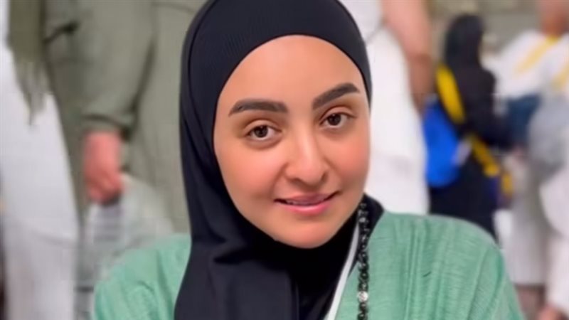 هلا رشدي