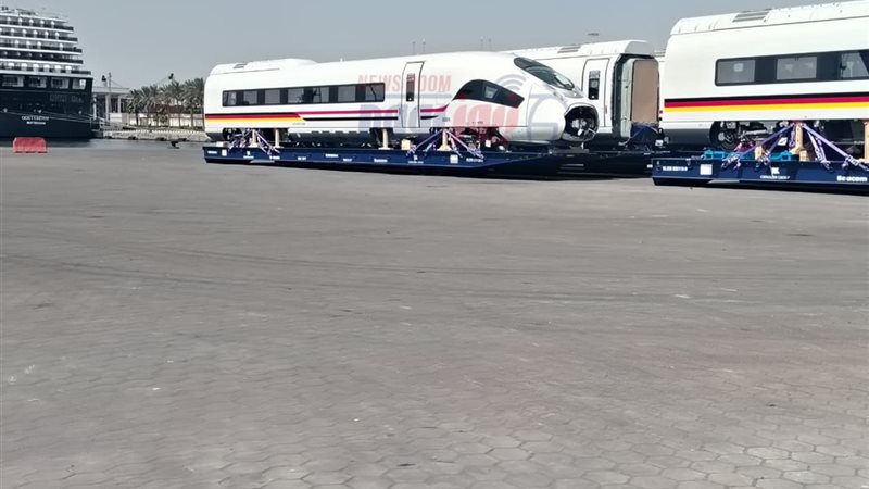 جانب من وصول القطار