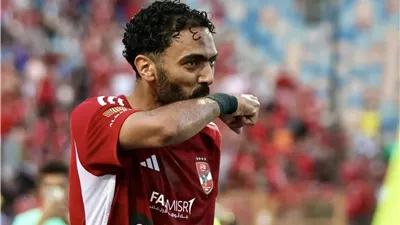 دوار وعضلة خلفية.. طبيب الأهلي يكشف حجم إصابة ياسر إبراهيم والشحات