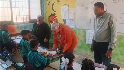 مدير تعليم السويس.. رفع مستوى الطلاب وتوفير بيئة آمنة وسليمة على رأس الأولويات