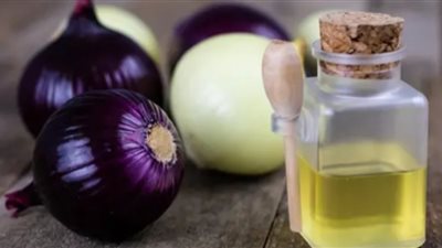 سر فوائد زيت البصل للشعر في أحد مكوناته.. إليك الخلطة