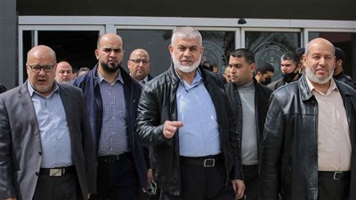 بقيادة الحية.. وفد حماس يصل القاهرة لبحث تنفيذ المرحلة الأولى من خطة ترامب