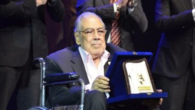 صبري عبد المنعم يعود إلى الساحة الفنية بعد غياب.. هل يستأنف نشاطه؟