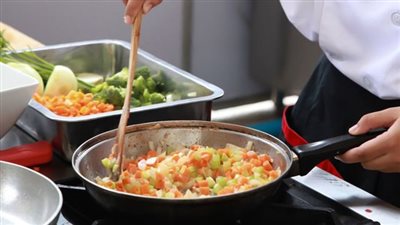 عادات غذائية قد تدمر فوائد الطعام الصحي: تعرف على كيفية تجنبها