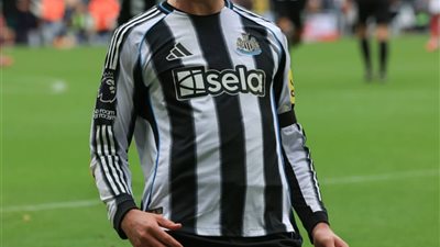 نجوم البريميرليج يتألقون.. ريمونتادا إيفرتون وفوز نيوكاسل وكفاح برايتون