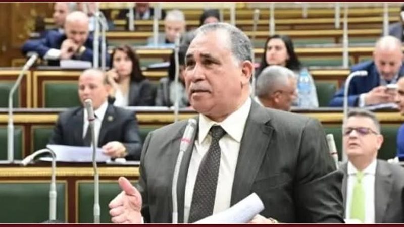 نقيب المحامين