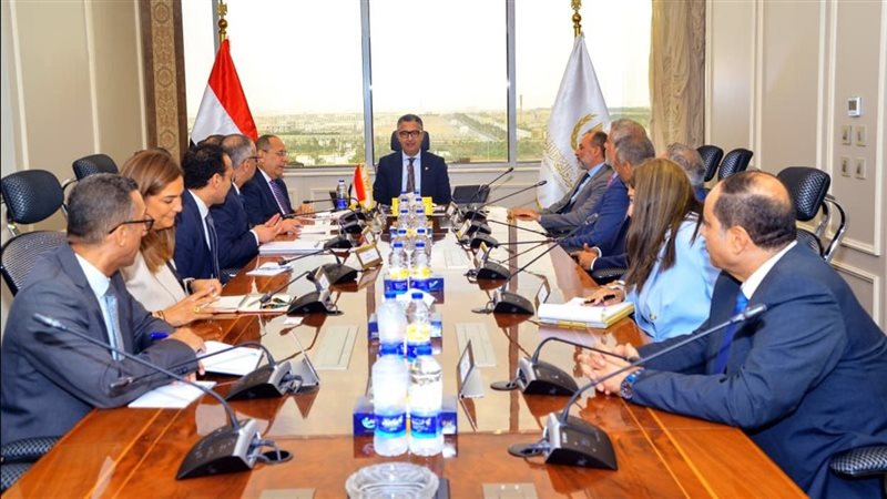 وزير التموين والتجارة