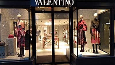 بسبب الديون 