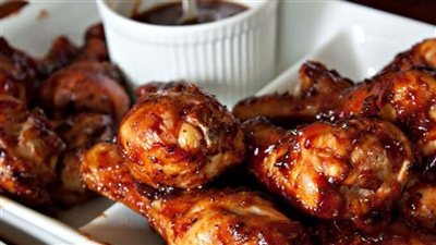 تعلمي طريقة تحضير طاجن الفراخ بالبصل والصوص الأحمر بخطوات بسيطة