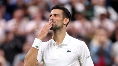 أطاح ببطل ألمانيا.. دجوكوفيتش يبلغ ثمن نهائي بطولة شنجهاي للتنس