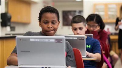 هل تصبح برمجة الذكاء الاصطناعي مهارة أساسية للمراهقين؟