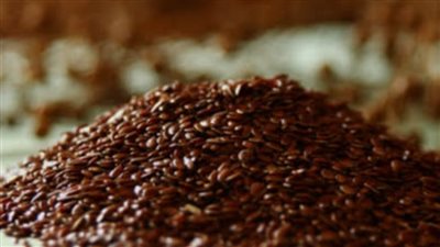 سر البشرة الشابة في بذور الكتان.. 3 وصفات طبيعية تعيد النضارة لبشرتك 	