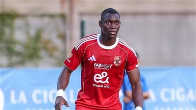 شوبير يكشف حقيقة مفاوضات بيراميدز مع لاعب الأهلي أليو ديانج