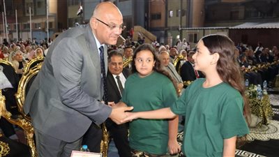 محافظ القليوبية يحضر احتفالية مجمع مدارس الشبان العالمية بذكرى نصر أكتوبر