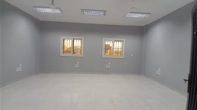 محافظ أسيوط: الانتهاء من تطوير مبنى صالات الأنشطة بمركز شباب الغنايم 