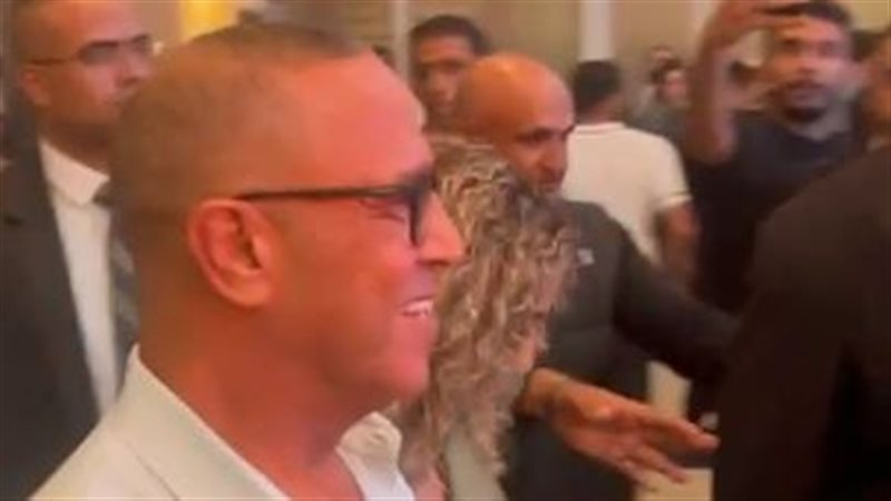 أشرف عبدالباقي وابنته