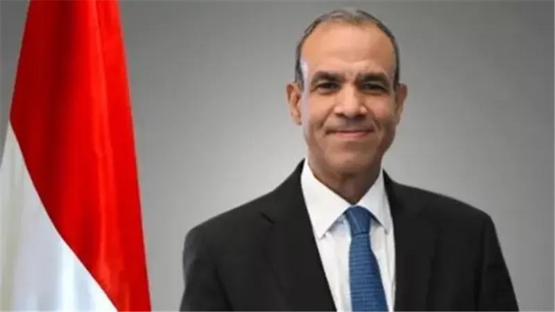 وزير الخارجية بدر