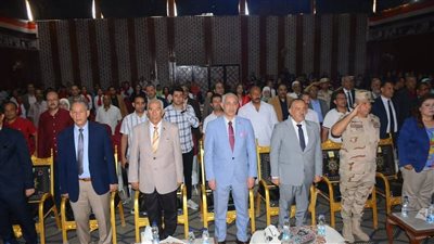 تزامنًا مع احتفالات نصر أكتوبر.. جامعة أسيوط تشيد باحتفالية مديرية التعليم