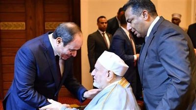 «توفي أبي بعد أبي».. عبدالغني هندي ينعى الدكتور أحمد عمر هاشم