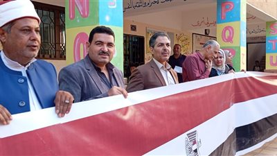 ضمن احتفالات أكتوبر.. أزهر الشرقية يكرم أبطال أكتوبر فى طابور الصباح