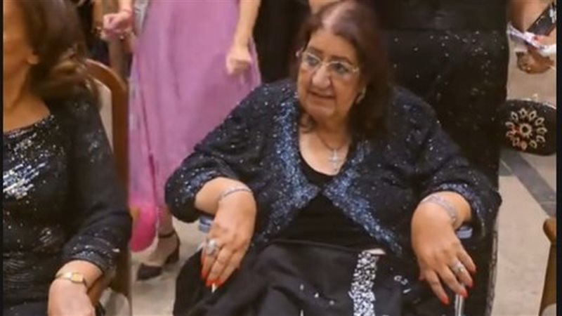 والدة هاني رمزي 