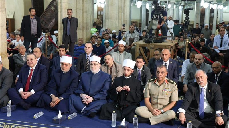 وزير الأوقاف في احتفال