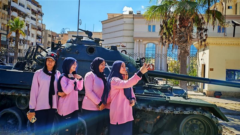 الطالبات بمتحف بورسعيد