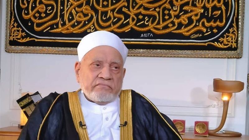 الدكتور أحمد عمر