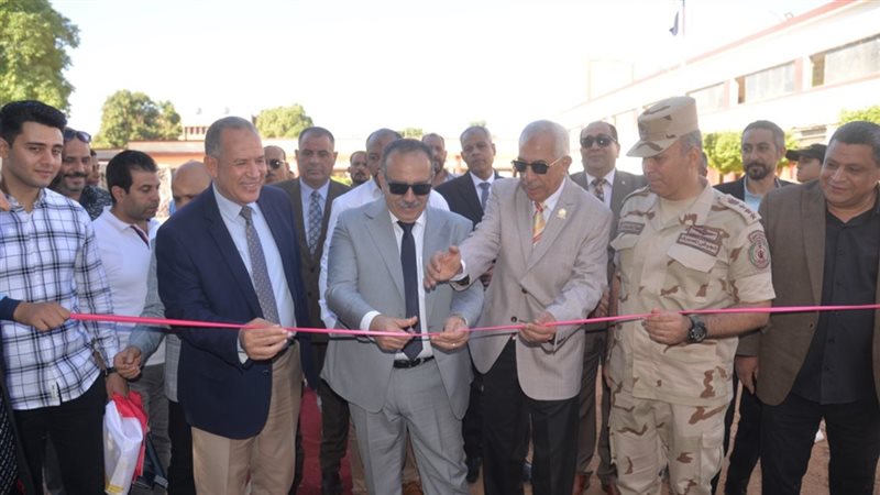 محافظ أسيوط