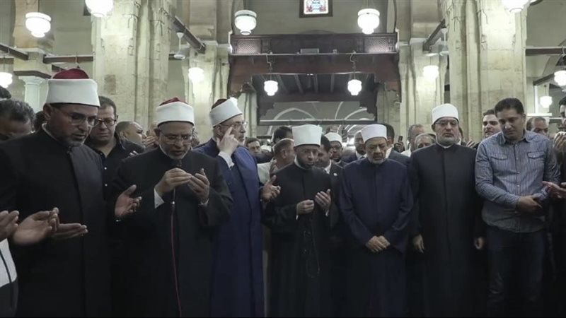  شيخ الأزهر والمفتي