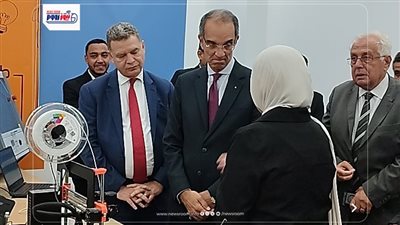 عمرو طلعت يتفقد مدرسة «WE» ويؤكد دعم تطوير التعليم الفني