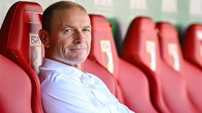 العقل الدنماركي قادم إلى الجزيرة.. من هو جيس ثوروب المرشح لتدريب الأهلي؟