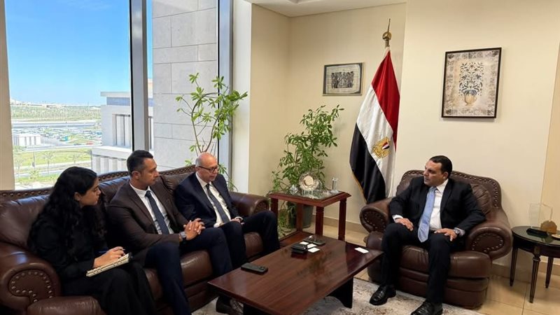 جانب من المباحثات