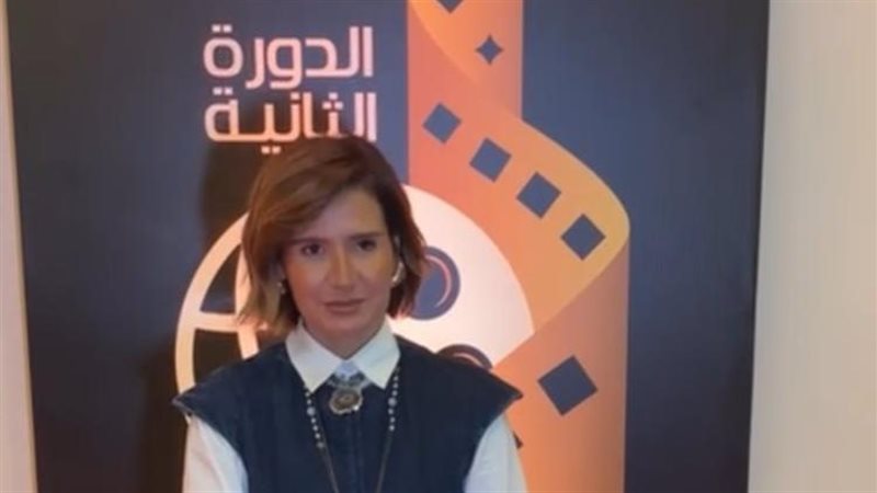 الفنانة هنا شيحة