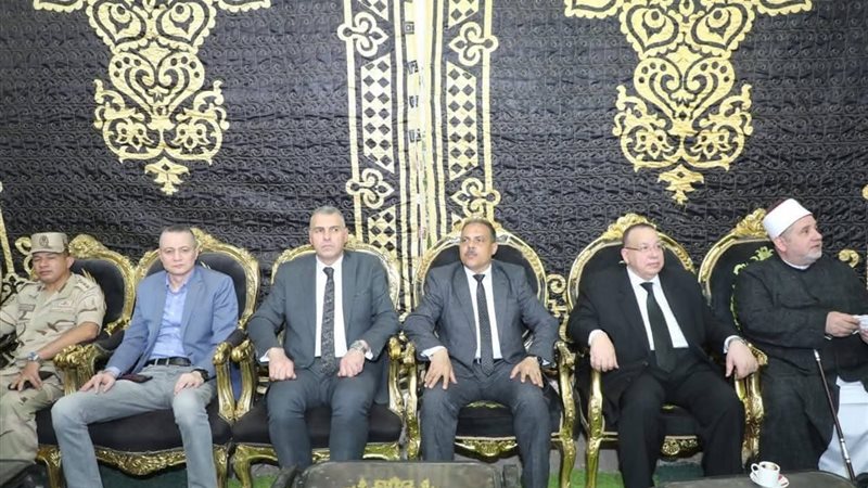 نقيب الأشراف في عزاء