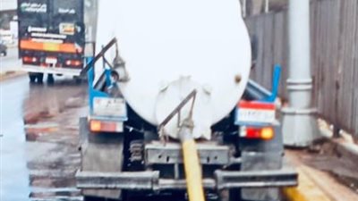 طقس سئ و موجه أمطار تضرب محافظة الإسكندرية و المحافظ يعلن الطوارئ 