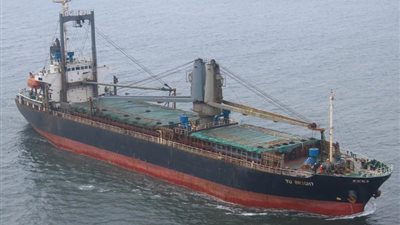 تداول 24 ألف طن و837 شاحنة بضائع عامة ومتنوعة بمواني البحر الأحمر