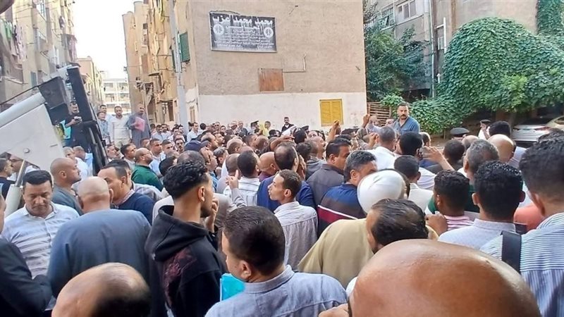 اذدحام شديد بمحكمة