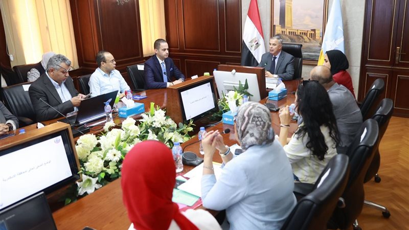محافظ اسكندرية ونائب