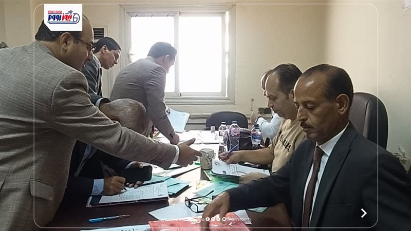 لجنة تلقى الطلبات