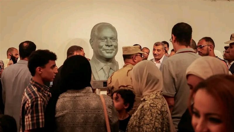 تمثال الرئيس السيسي