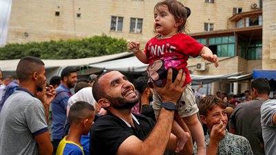 إسرائيل تعلن أن وقف إطلاق النار مع حركة حماس دخل حيز التنفيذ