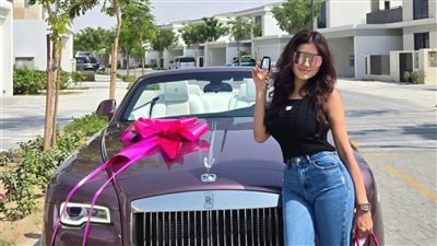 بسعر 25 مليون.. محمد سامي يفاجئ مي عمر بسيارة 