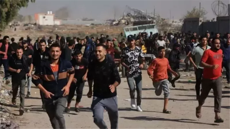الفلسطينيون