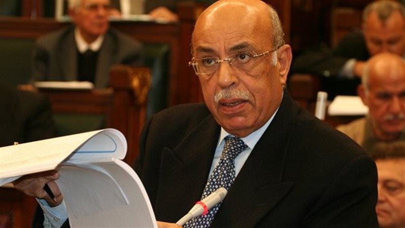 الدكتور مفيد شهاب