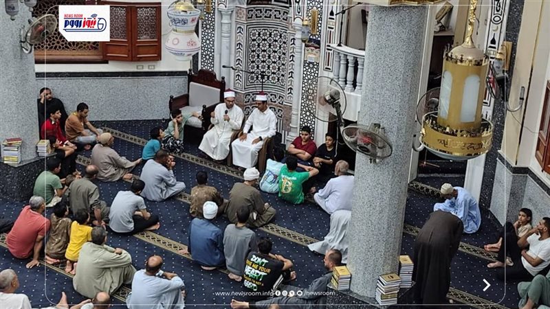 جانب من الندوه