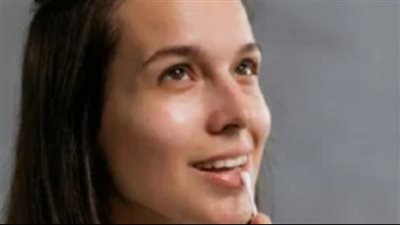 طريقة عمل زبدة شفاه طبيعية في المنزل بخطوات سهلة 	